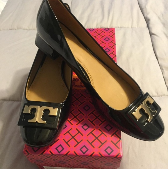 tory burch jill pump